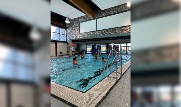<p>Diverse basisscholen deden mee aan de natte gymlessen.</p>
