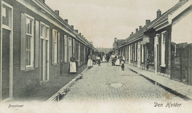 <p>Basstraat.</p>