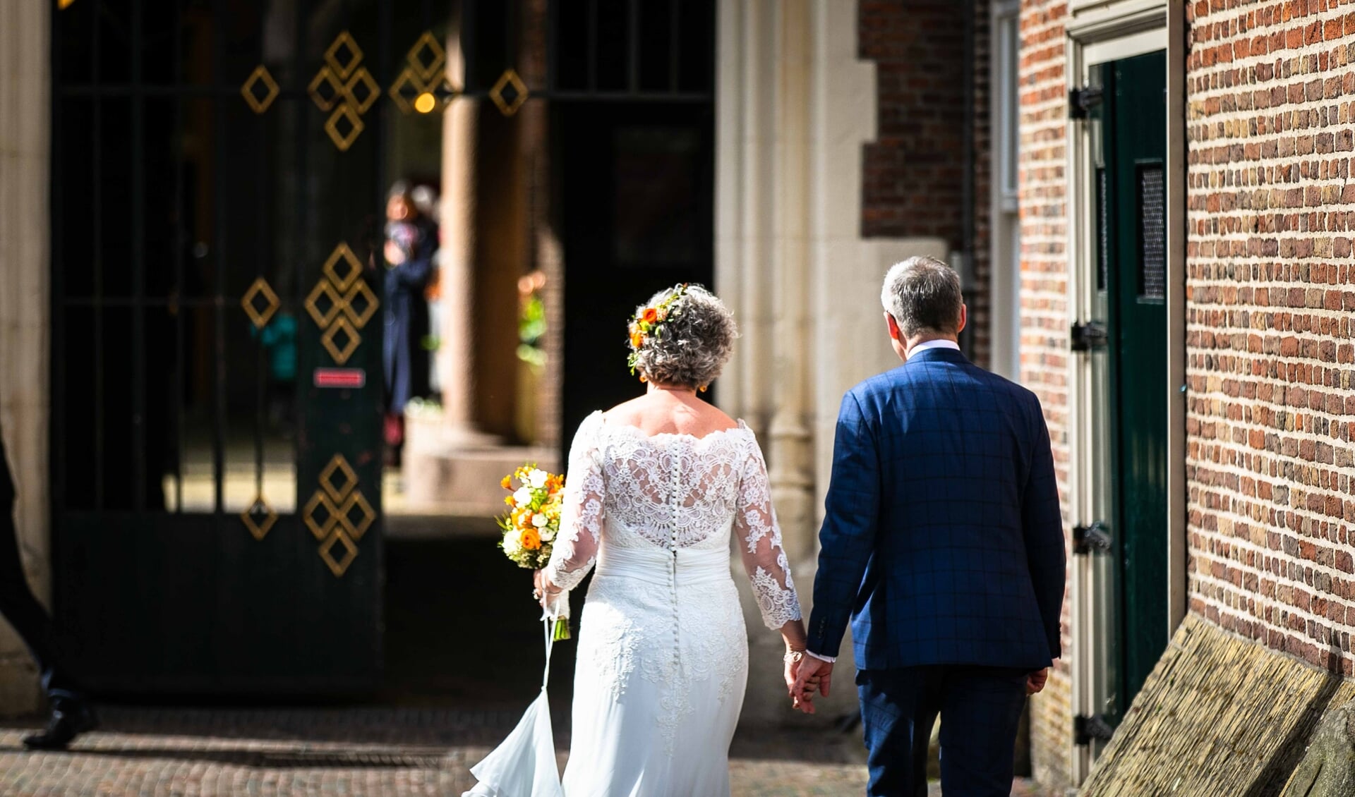 Burgemeester Jos Wienen stapte vrijdag 9 april in het huwelijksbootje.