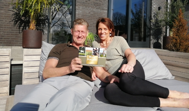 <p>Marco en Marga Buis genieten nog even van hun woning in Edam, maar kijken vooral uit naar hun avontuur in België.</p>