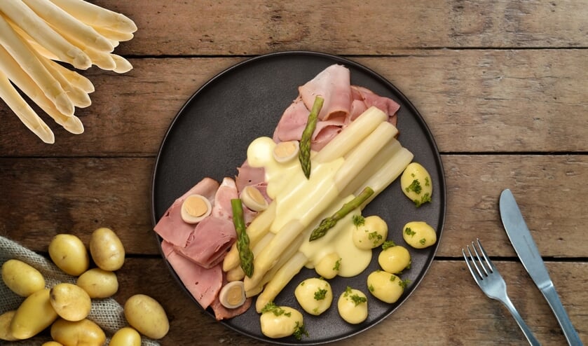 Maaltijdservice Uitgekookt vond een manier waarop de asperges heerlijk van smaak blijven, ook nadat ze thuis worden opgewarmd. 