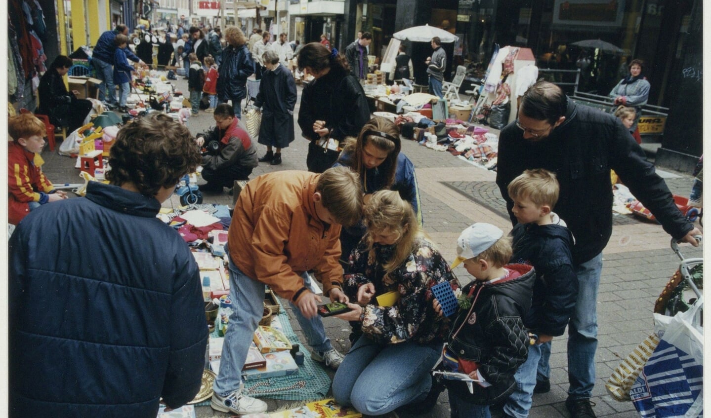 Koninginnedag 1997 in de Barteljorisstraat.