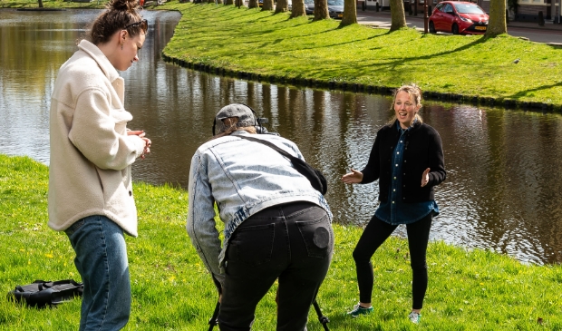 <p>Twee weken geleden werden bij het water aan de Herengracht opnames gemaakt voor het filmpje dat via de link te zien is. </p>