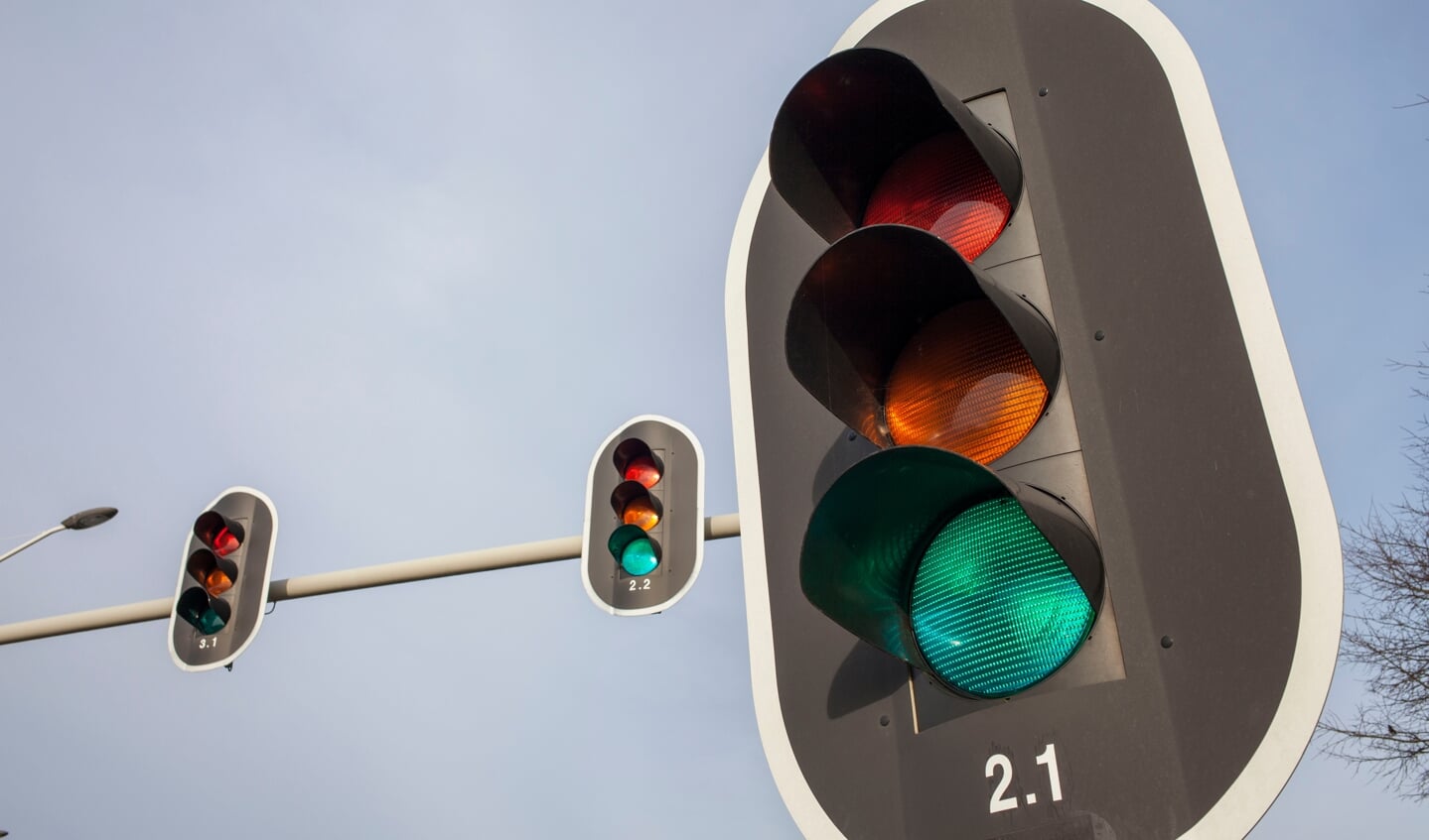 Foto ter illustratie: let er goed op dat je door groen rijdt.