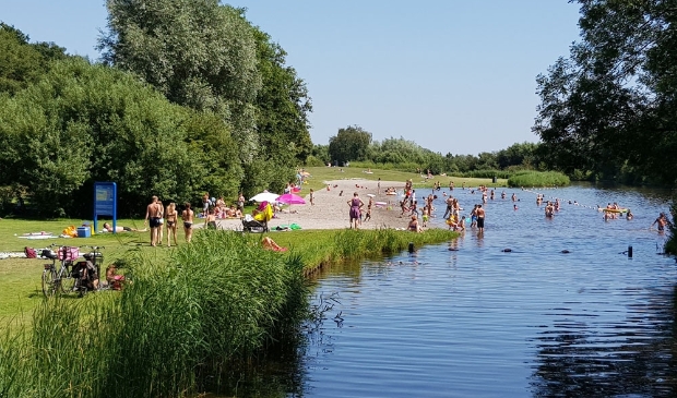<p>Nog even volhouden en dan kan het weer in het zonnetje, zwemmen in open water zoals in de Jagersplas.</p>