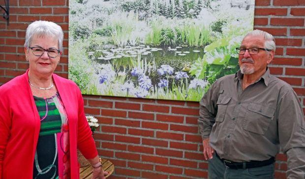 <p>Vrijwilligster Bezoekwerk Marijke Dekker en voorzitter Dave de Koster van de Zonnebloem afdeling Heerhugowaard.</p><p><br></p>