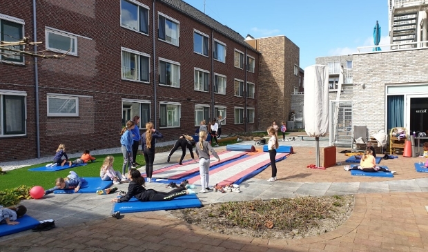 <p>De Keern helpt de club uit de brand.</p>