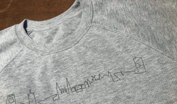 <p>Spijkerbroeken krijgen een tweede leven als sweater. </p>