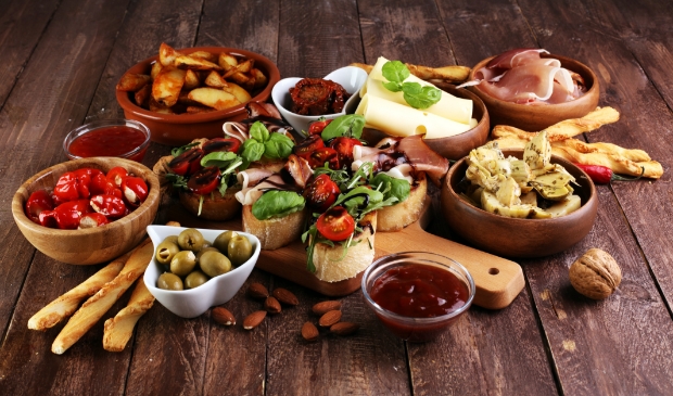 <p>Deze tapasjes mogen niet op de tuintafel ontbreken. </p>