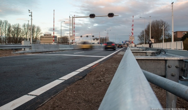 <p>Door de komst van een haven hoeft de Leeghwaterbrug minder vaak open.</p>