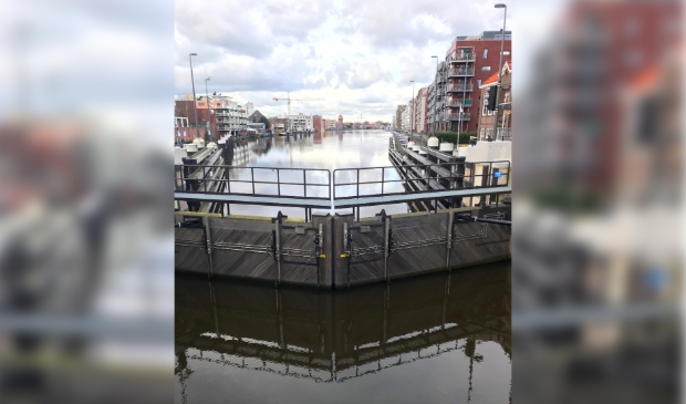 <p>Flaneren langs de Zaan...</p>