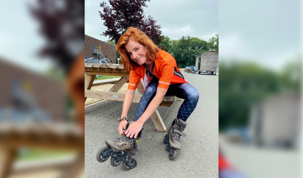 <p>Luca Hollestelle op skates.</p>