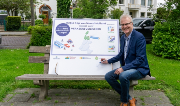 <p>Hans Heddes namens de gemeente Schagen, is blij met de intentieverklaring.</p>