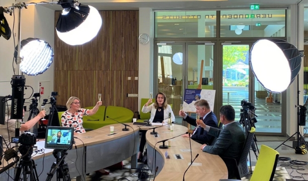 <p>Marktpartijen, Westfriese gemeenten en provincie Noord-Holland werken samen aan versnellen woningbouw</p>
