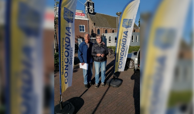 <p pstyle="PLAT">De winnaars: Jan en Ina Duijf</p>