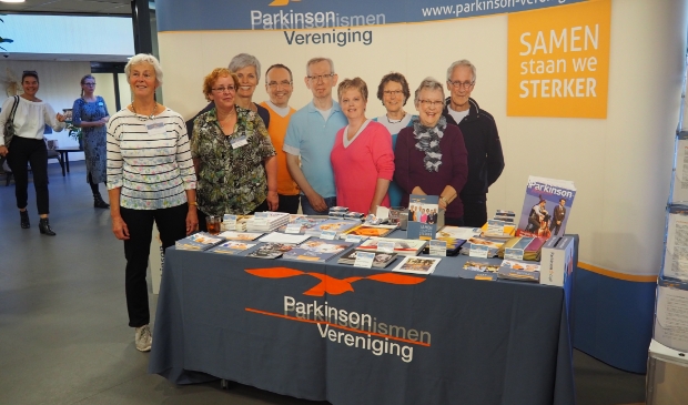 <p class="ONDERSCHRIFT" pstyle="ONDERSCHRIFT">Samen staan we sterk!</p>