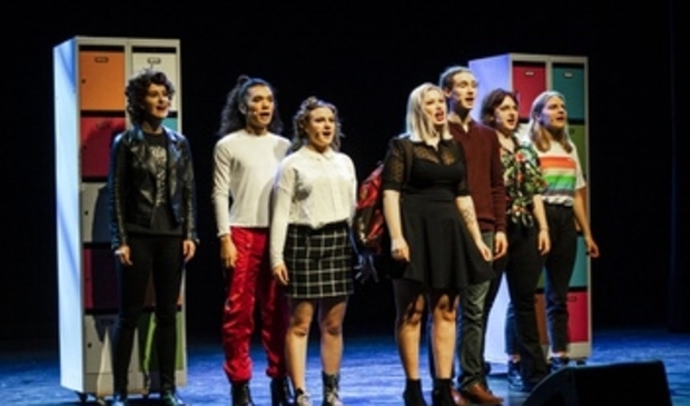 <p>Featherhair Creations maakt musicals voor en door jongeren</p>