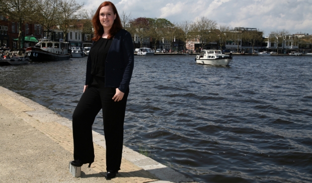 <p>Stephanie Onclin wil zich graag inzetten om ons lieve leven in Zaanstad te behouden én verbeteren. Maar daarvoor moet ze wel de wensen weten die er leven in de stad en dorpen van Zaanstad.</p>