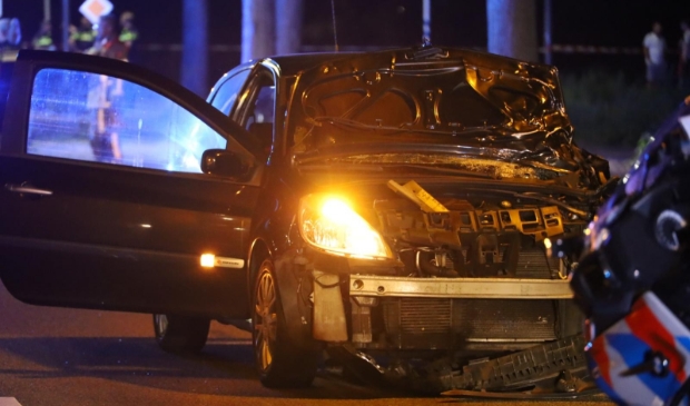 <p>De auto liep flinke schade op.</p>