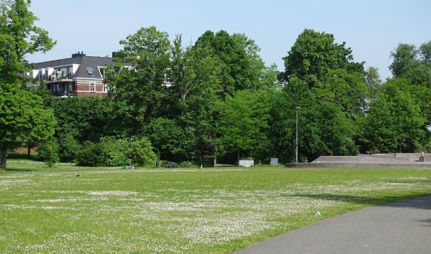 <p>'t Hof waar het Zomerterras normaal gesproken plaatsvindt.</p>
