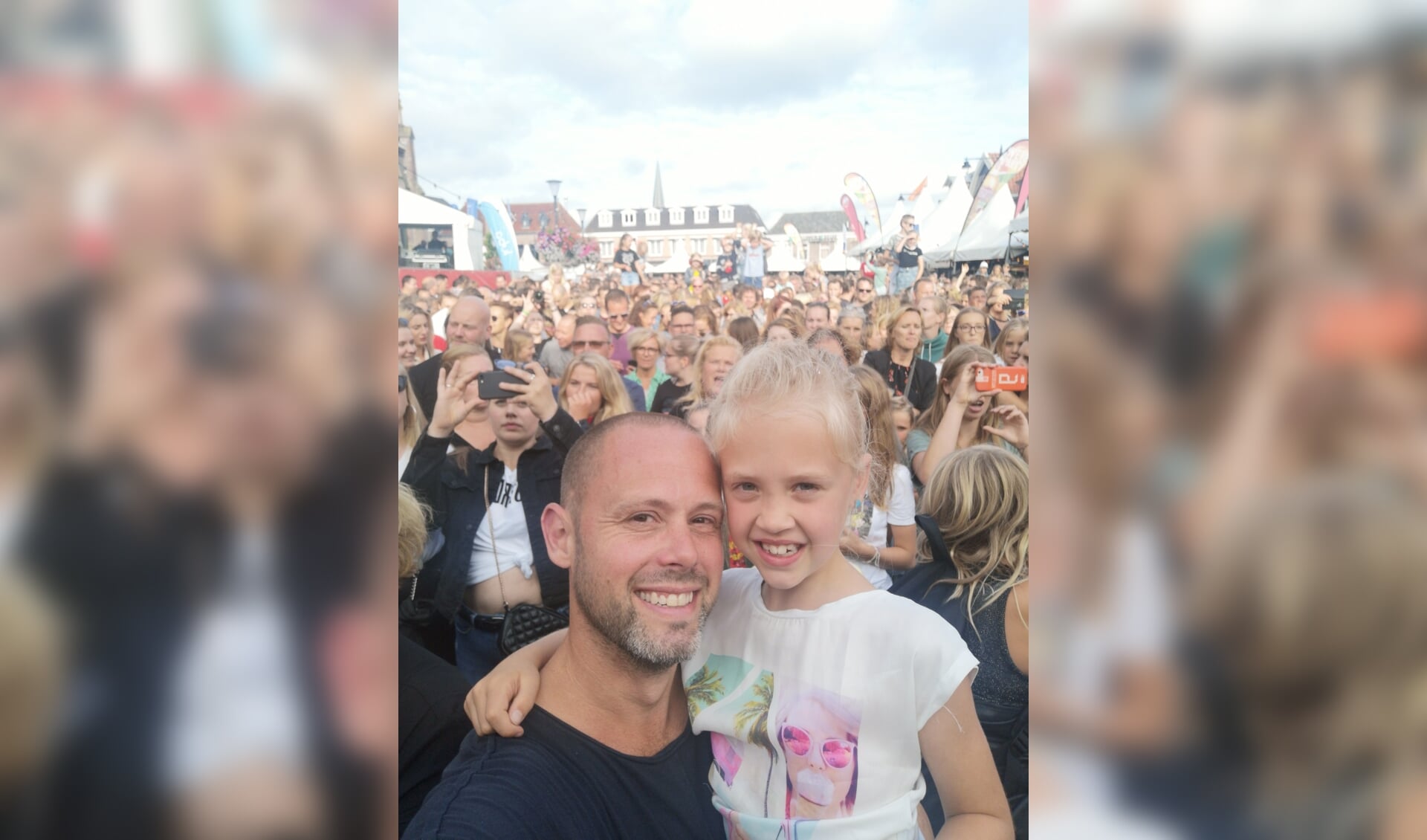 Gerard met zijn dochter bij de laatste editie van PopWeekend voor corona