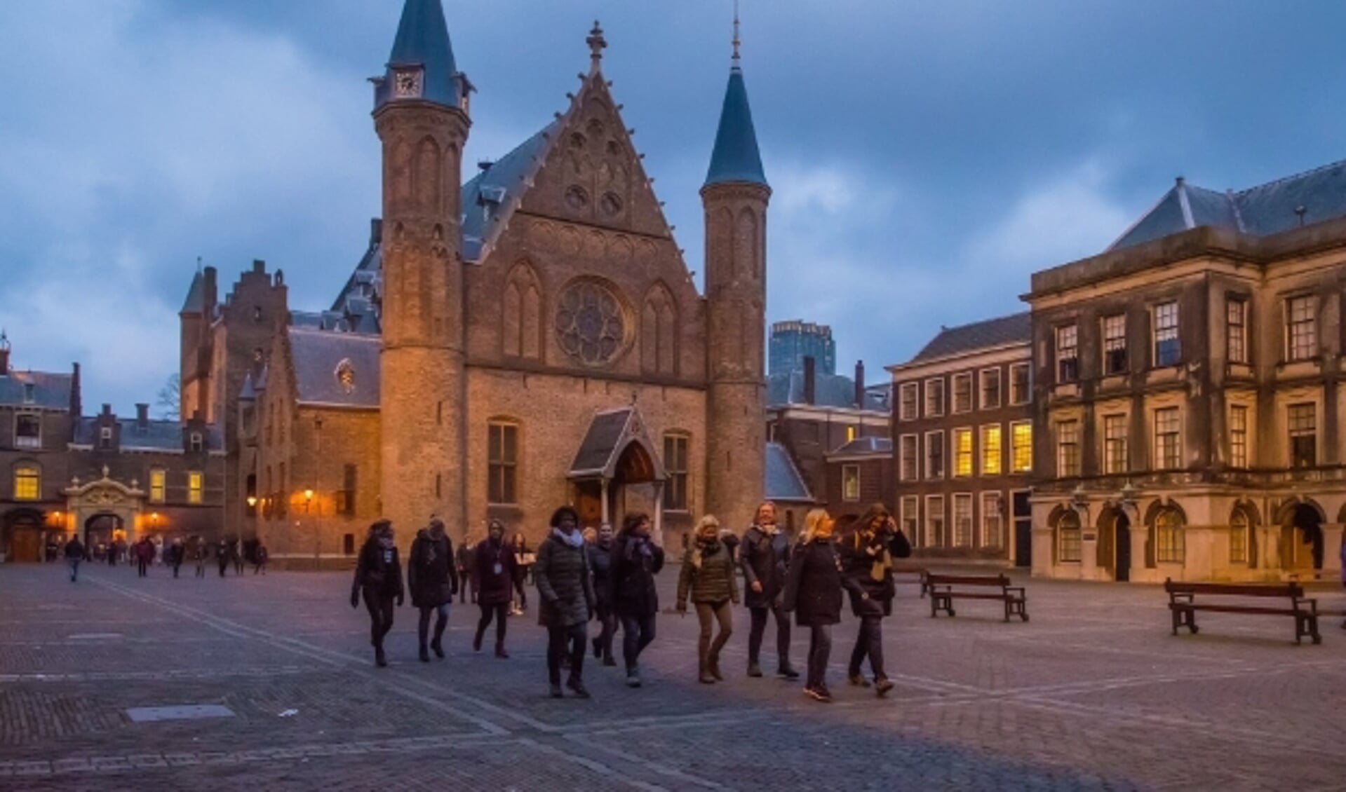 De wandeltocht leidt langs diverse Haagse highlights