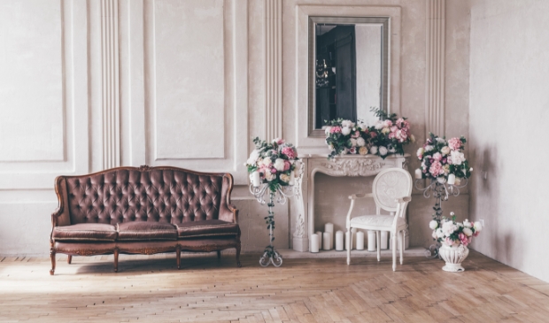 <p>Geef meubels een romantische look met wat verf. </p>