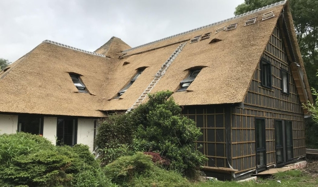 <p>De locatie van 't Hart Zorg is een karakteristieke stolpboerderij in Winkel.</p>