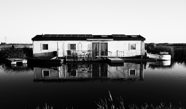 'Wonen aan het water', Broekmeerdijk Broek in Waterland.