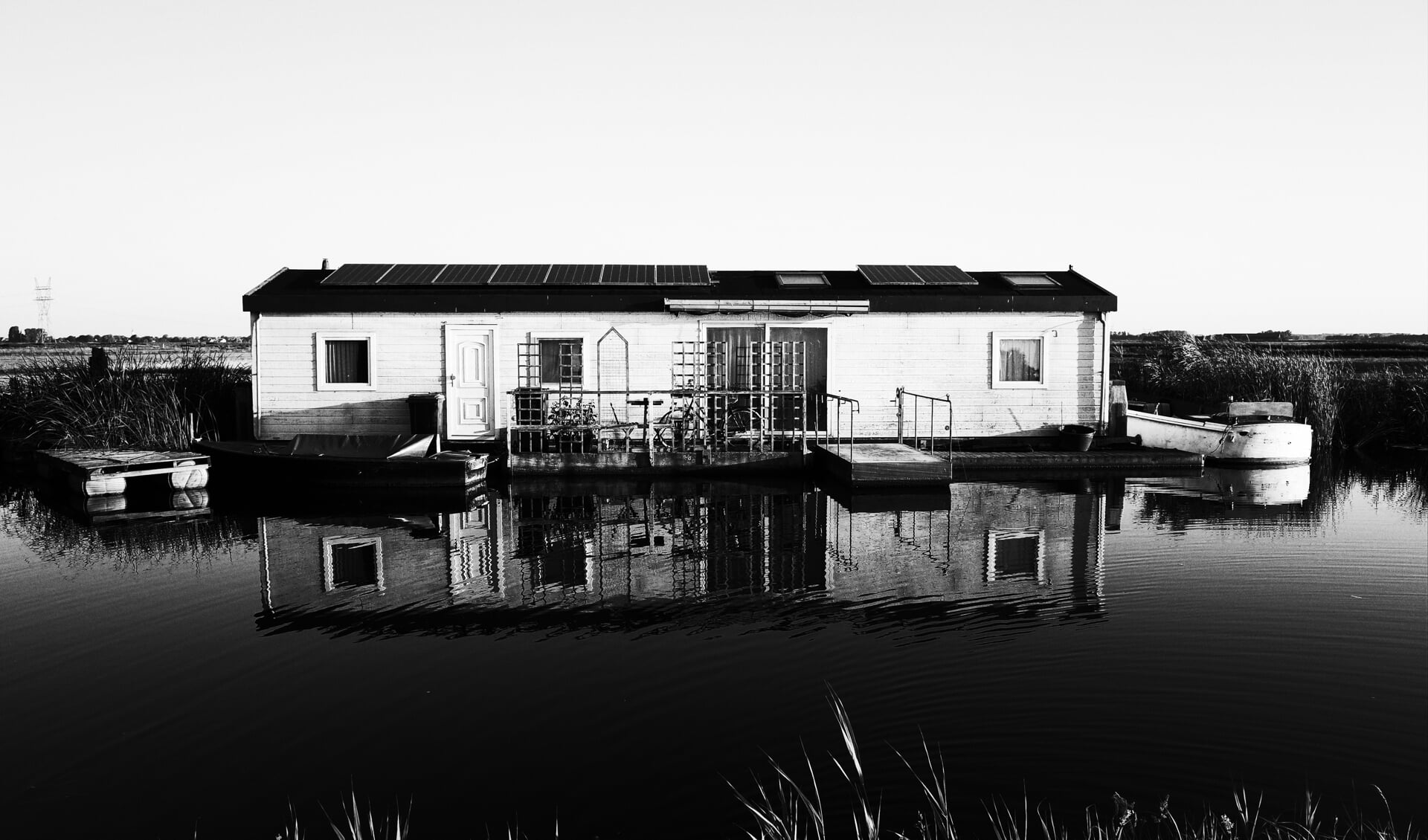 'Wonen aan het water',  Broekmeerdijk Broek in Waterland.