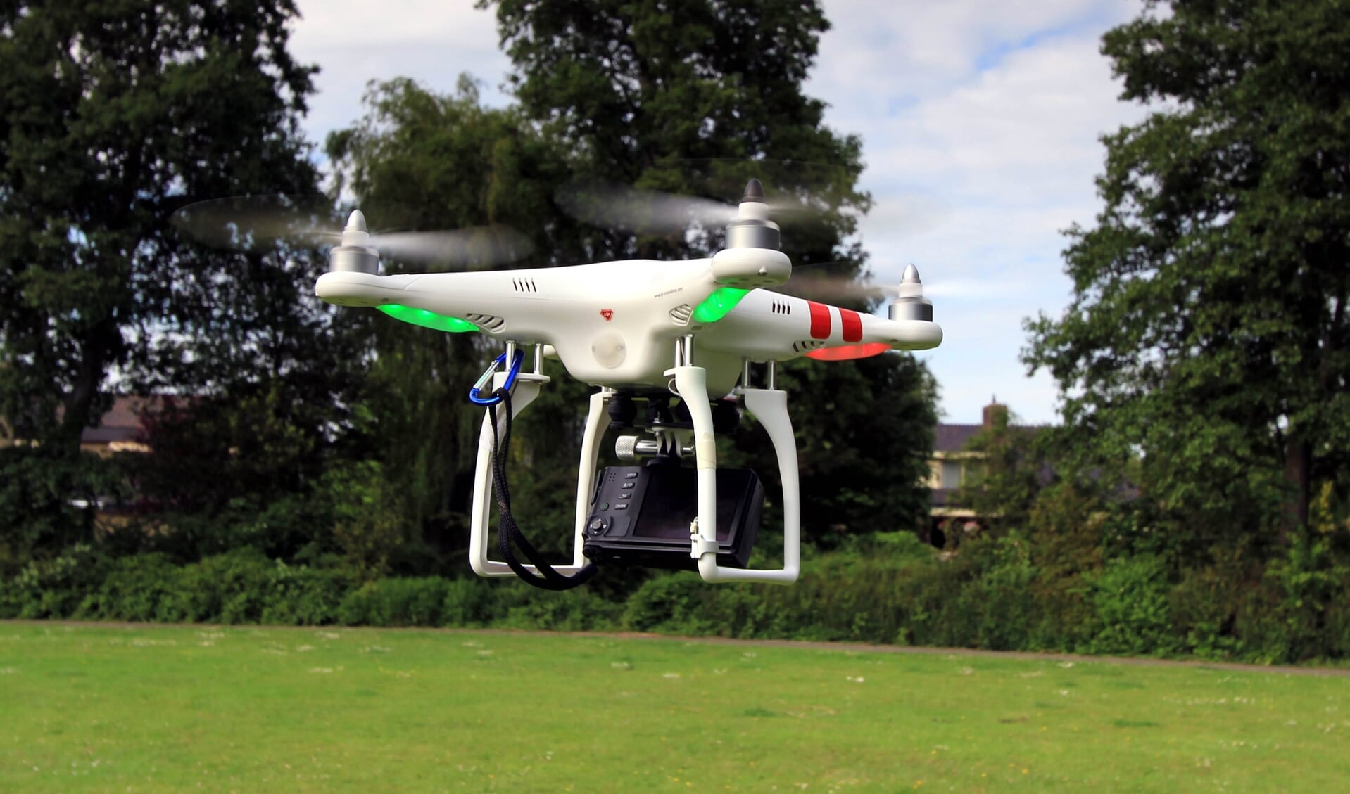 Ondanks alle regelgeving is het nog steeds mogelijk om op een aantal plaatsen de drone te laten vliegen.