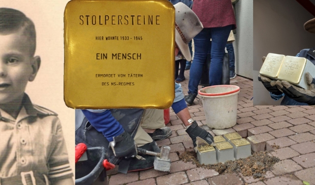 <p>Voorbeeld van een stolpersteine. Links op de foto Samuel Max Akker.</p>