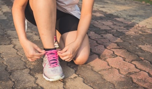<p>Trek je hardloopschoenen aan en 'Start to Run'.</p>