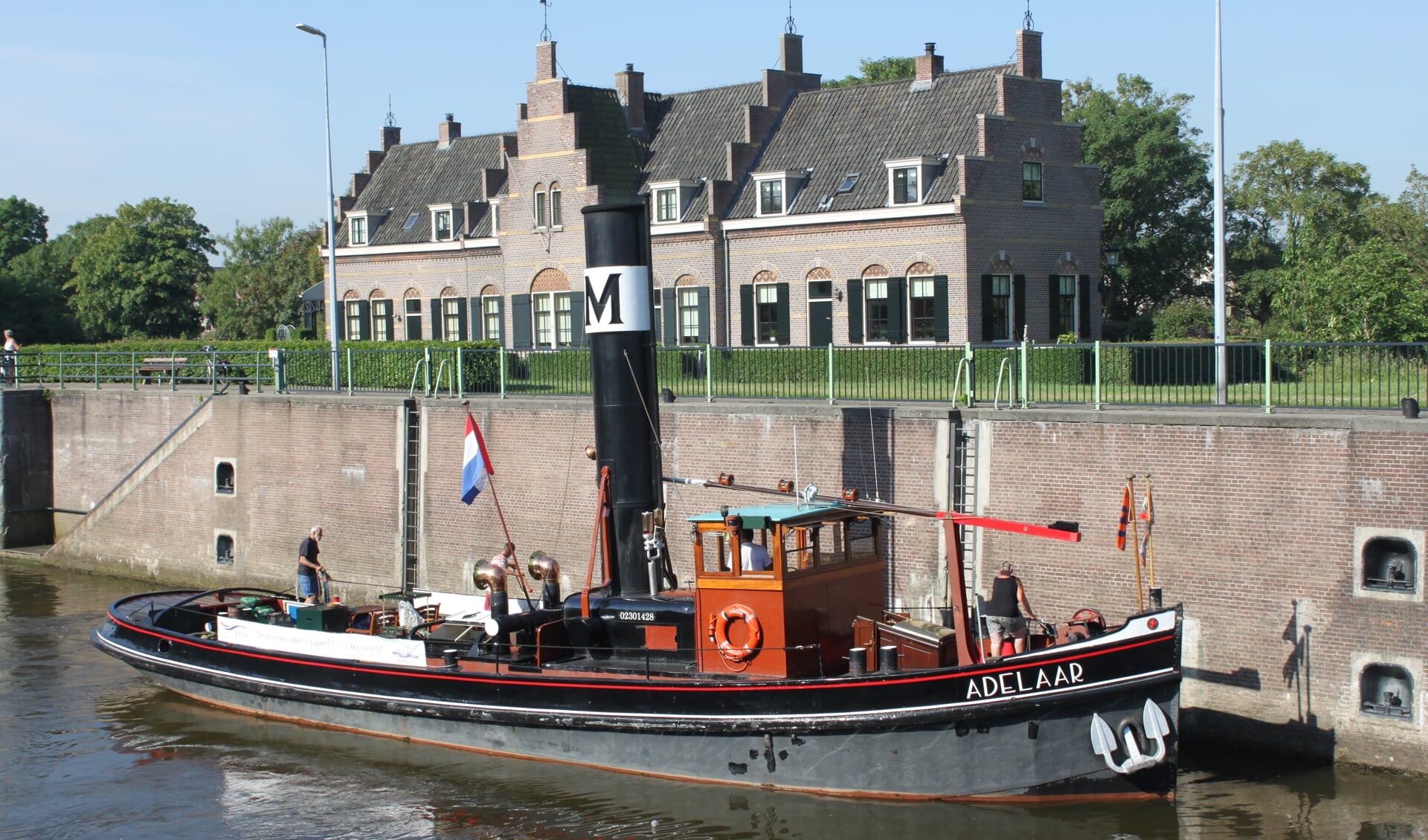 Stoomsleepboot Adelaar.