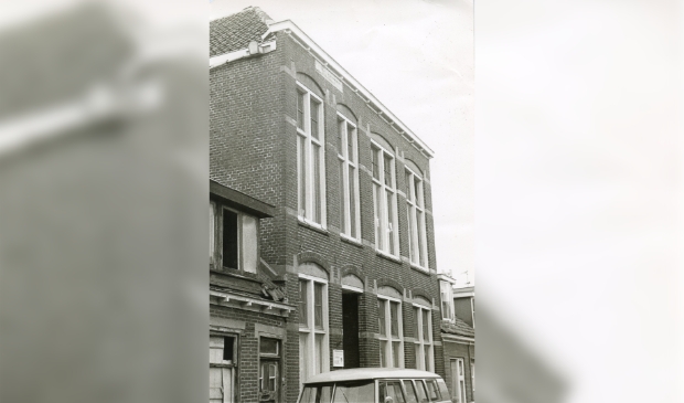 <p>Gebouw Kleuterschool Hoogstraat in 1967.</p>