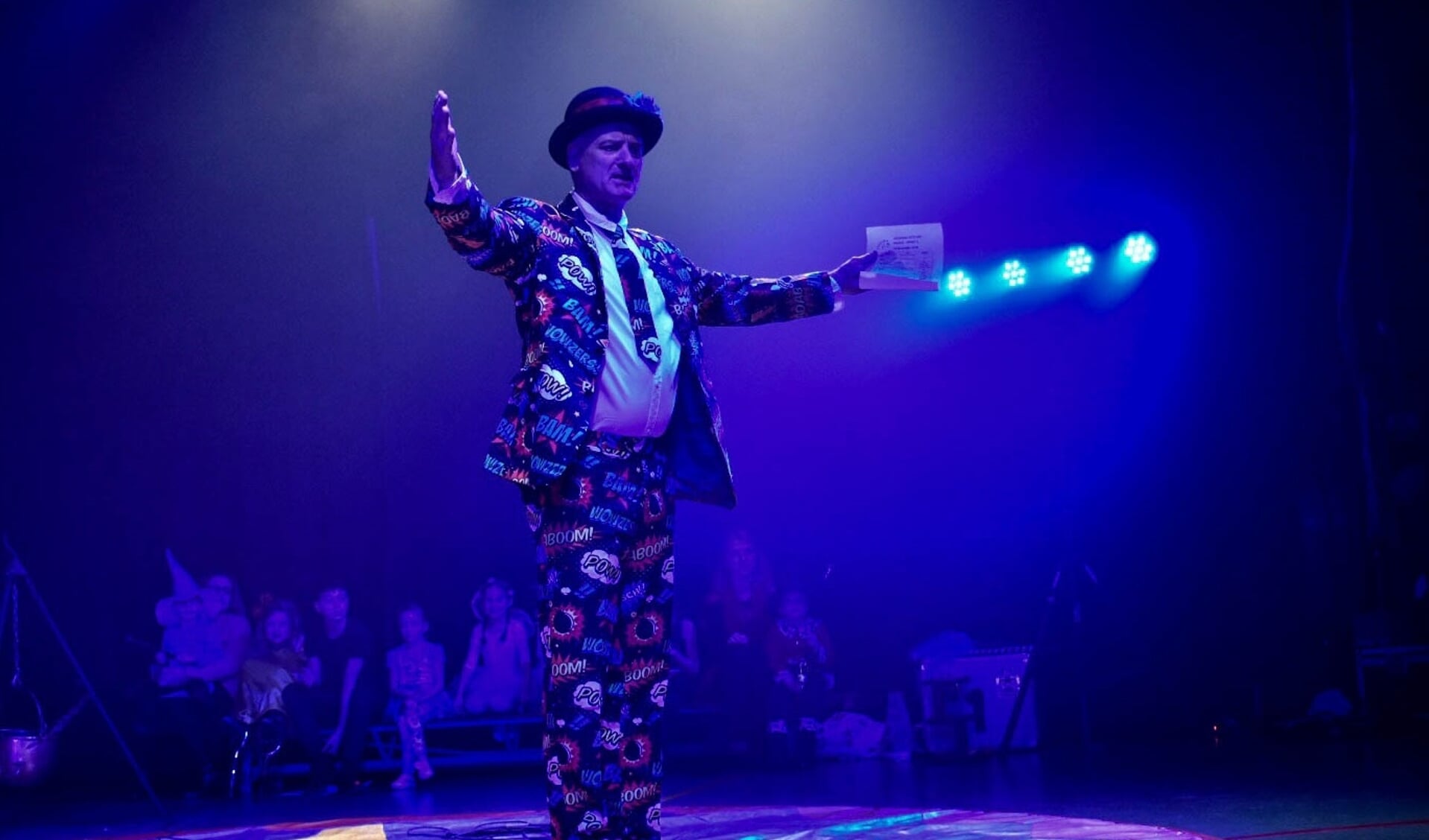 Circusdirecteur Fred Meijer wil dit jaar een extra groot feest maken van Tefredo's Talenten Spektakel in het Park van Luna.