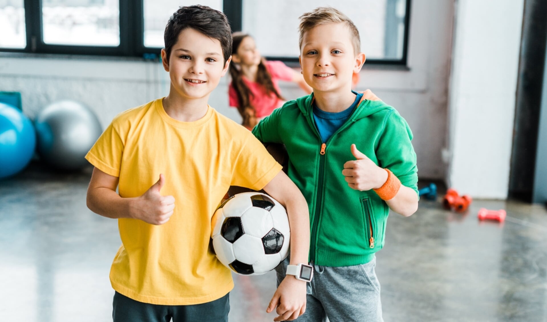 Het is belangrijk om eventuele drempels rondom sporten en bewegen bij kinderen al weg te nemen.