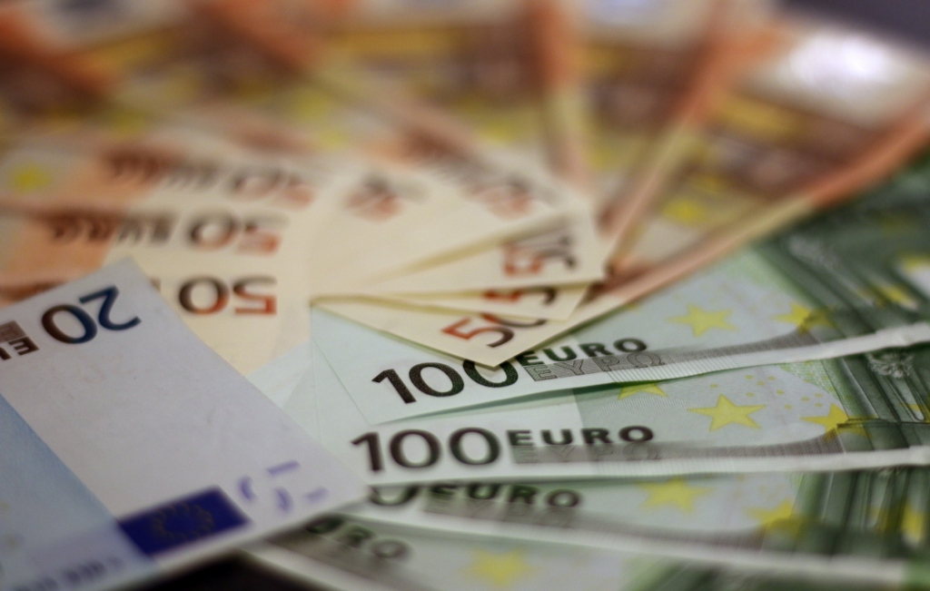 <p>Gemeente staat garant voor ZonneWarmteNet Ramplaan.</p>