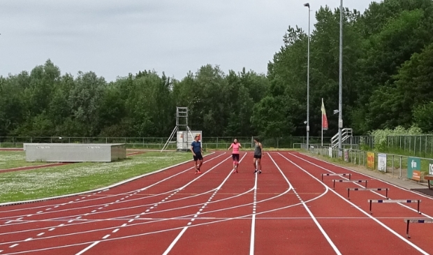 Nog recent heeft de gemeente de atletiekbaan van AV Fortuna naast Sportcentrum Polderpoort een make-over gegeven. Kosten: 133.000 euro.