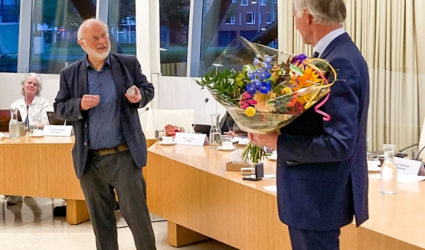 <p>Rob Veenman (l): "Ik ben in de jaren '70 in mijn studententijd betrokken geraakt bij de waterschapswereld en eigenlijk nooit meer weg geweest."</p>