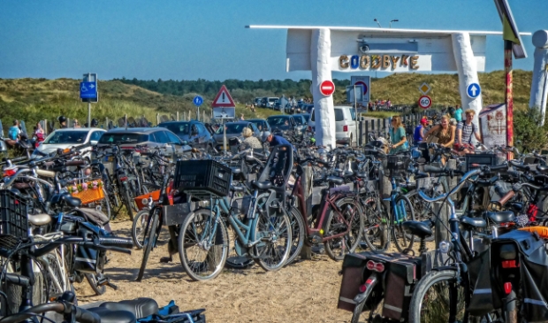 <p>Overvolle fietsenstallingen.</p>