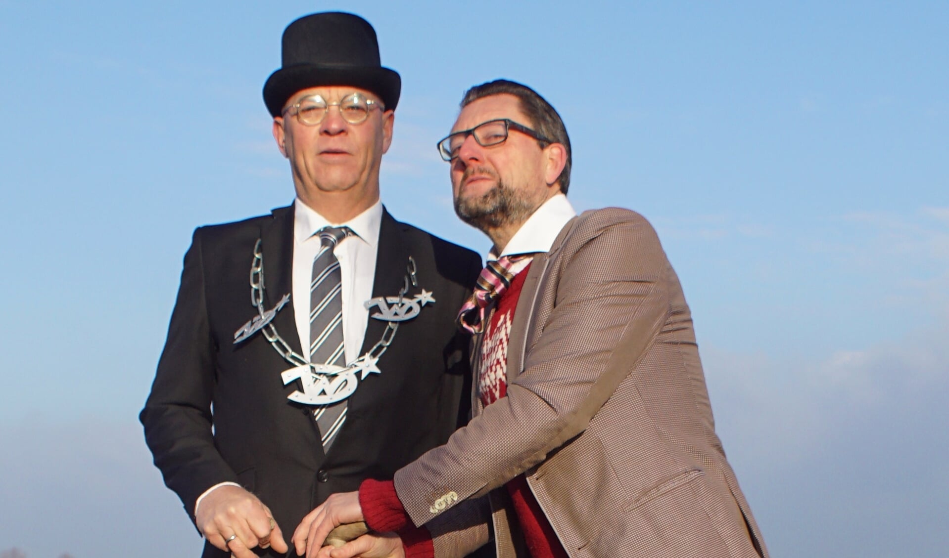 Burgemeester JPH Waarddijk en wethouder Hugo Kool van de gemeente Dijk en Waard spelen een belangrijke rol in de KanaalParkParade.
