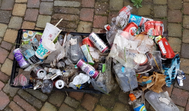 <p>Opruimacties in Enkhuizen leveren vaak veel op.</p>