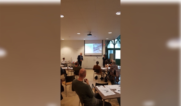 <p>Was u er niet bij maar wilt u wel gehoord worden? Vul dan de online enquête in op samen.schagen.nl.</p>