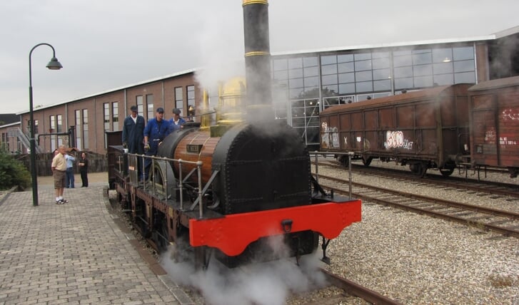 De locomotief gaat maandag 20 september voor groot onderhoud naar de werkplaats van Museumstoomtram Hoorn-Medemblik.