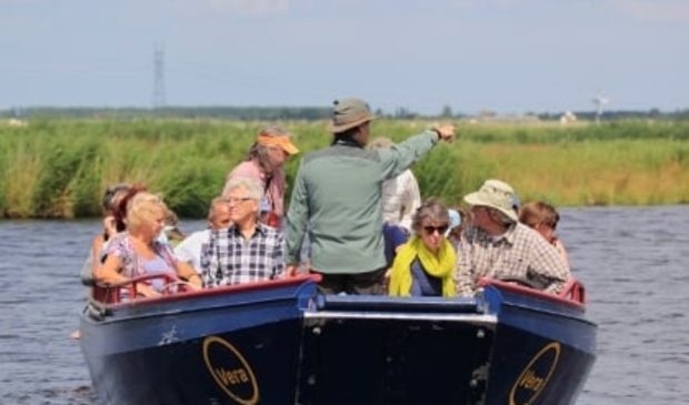 Per boot door het Ilperveld.