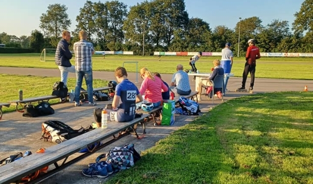 <p>Deelnemers aan de Skate4Daagse boften enorm met het mooie weer.</p>