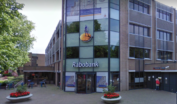 <p>De Rabobank aan de Haarlemse Dreef.</p>