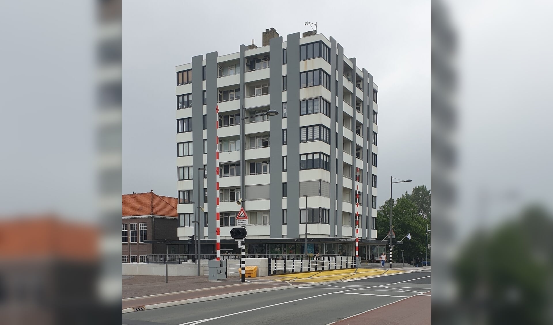 De Beatrixflat, sinds de jaren '60 een icoon in de Peperstraat, moet plaats maken voor een appartementencomplex met meer woningen. 