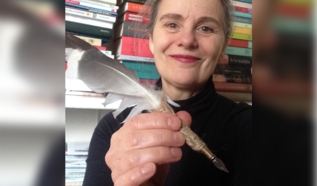 <p>De ganzenveer kun je wel thuis laten, maar een fijne pen is geen overbodige luxe als je lekker wilt schrijven. </p>